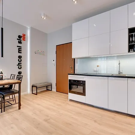 La Rose - Luxury Neptun Park *